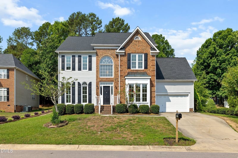 3528 Dewing Dr, Raleigh, NC 27616