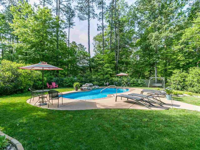 3528 Layton Ridge Dr, Apex, NC 27539
