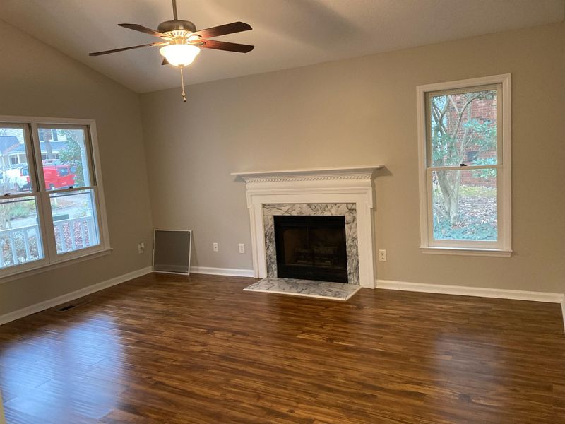 353 Amherst Creek Dr, Wake Forest, NC 27587