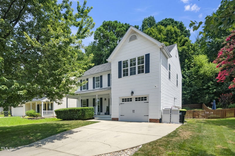 353 Arbor Crest Rd, Holly Springs, NC 27540