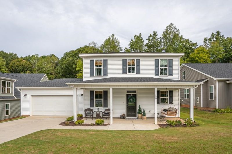 353 Ashley Woods Ct, Clayton, NC 27520