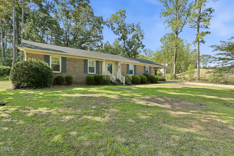353 Dogwood Ln, Lillington, NC 27546
