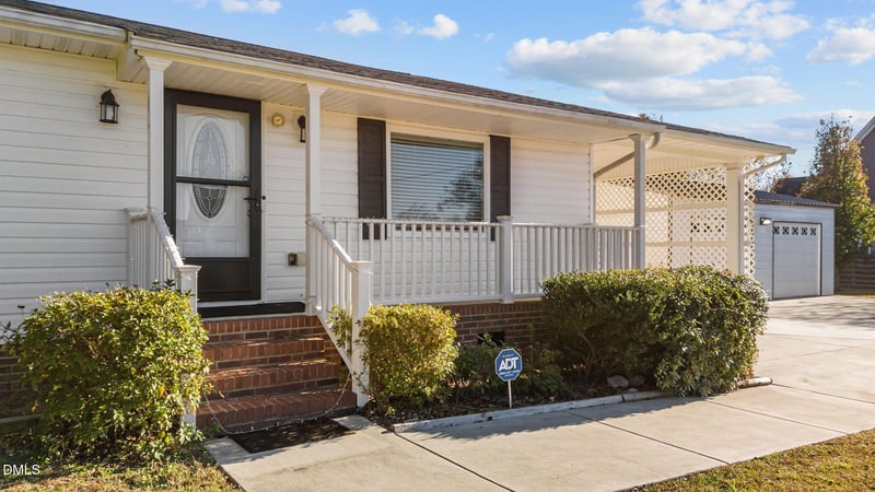 353 Pleasant Coates Rd, Benson, NC 27504