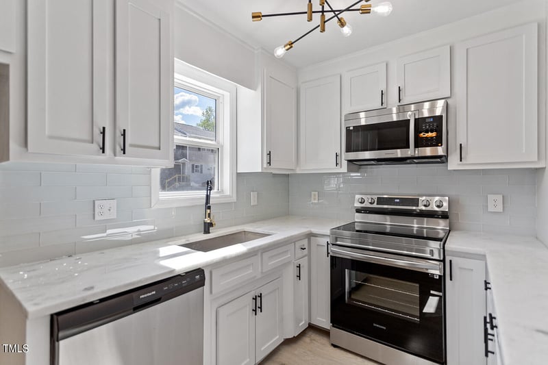 353 E Williams St, Angier, NC 27501
