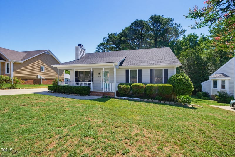 3532 Castlegate Dr, Raleigh, NC 27616