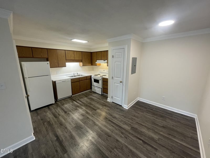 3535 Ivy Commons Dr #102, Raleigh, NC 27606