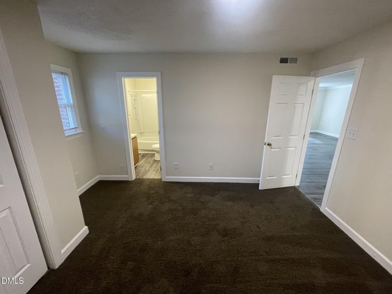 3535 Ivy Commons Dr #102, Raleigh, NC 27606