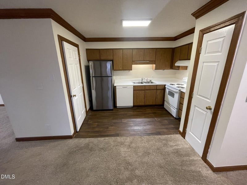 3535 Ivy Commons Dr #302, Raleigh, NC 27606