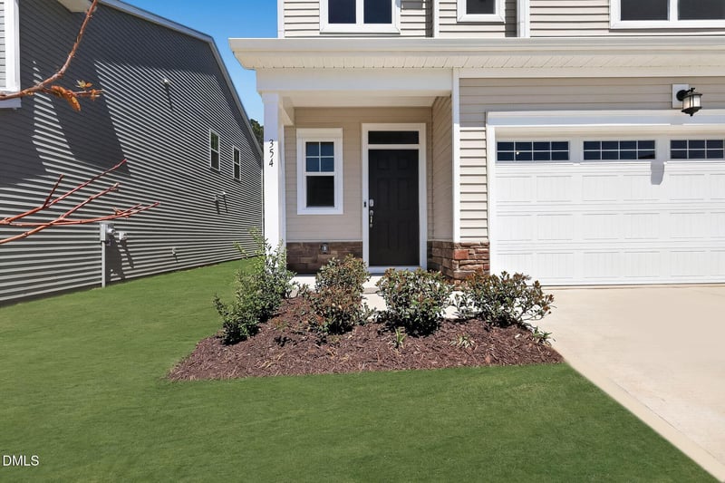 354 Beachcomber Dr, Lillington, NC 27546