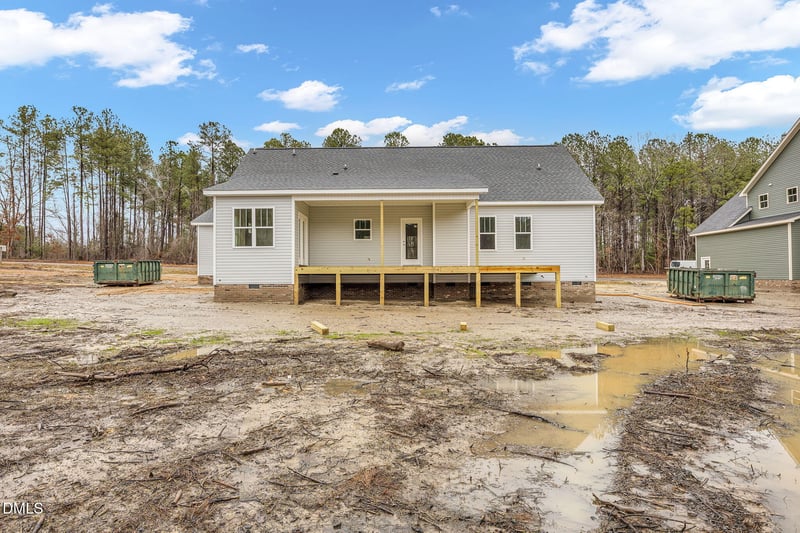 354 Freedom Ridge Dr, Smithfield, NC 27577