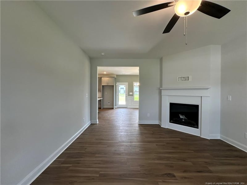 354 Lyman Dr, Fayetteville, NC 28312