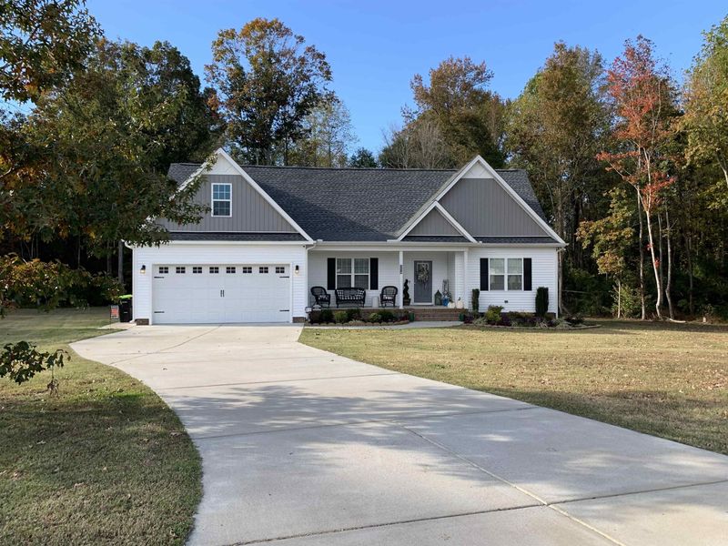 354 Tanning Ridge Dr, Dunn, NC 28334