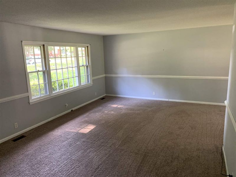 3541 Carolyn Dr, Raleigh, NC 27604