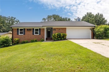 3543 Barron Way, Fayetteville, NC 28311