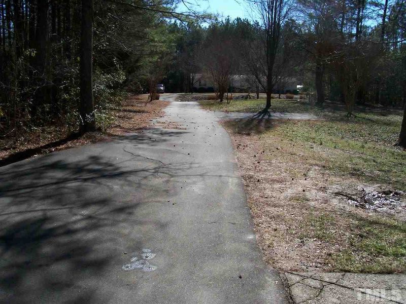 3543 Charlies Ct, Wake Forest, NC 27587