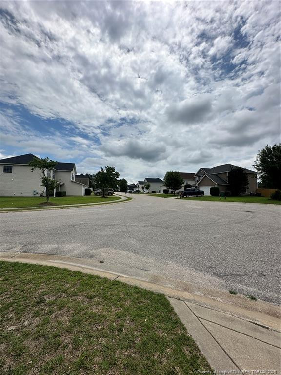 3543 Peak Dr, Fayetteville, NC 28306