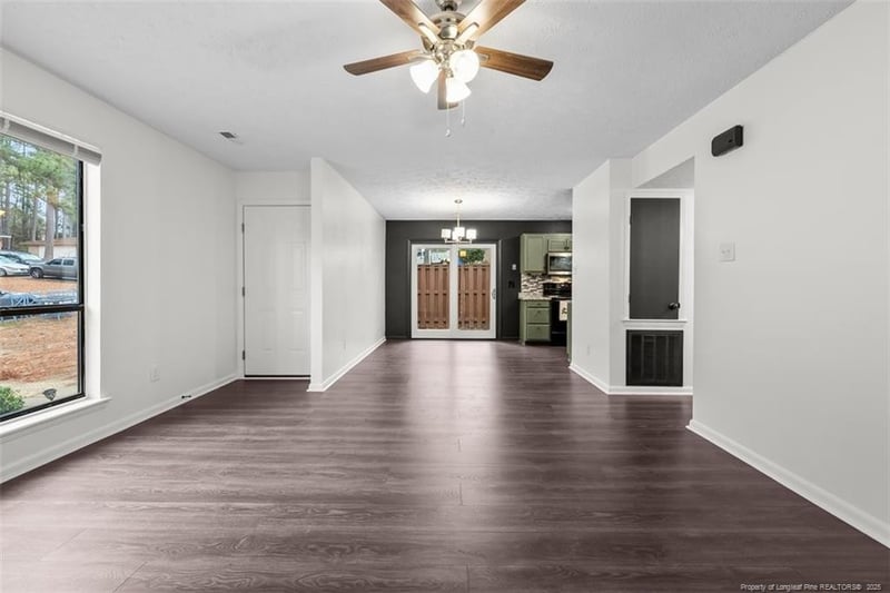3543 Rolls Ave, Fayetteville, NC 28311