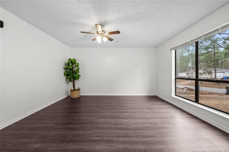 3543 Rolls Ave, Fayetteville, NC 28311