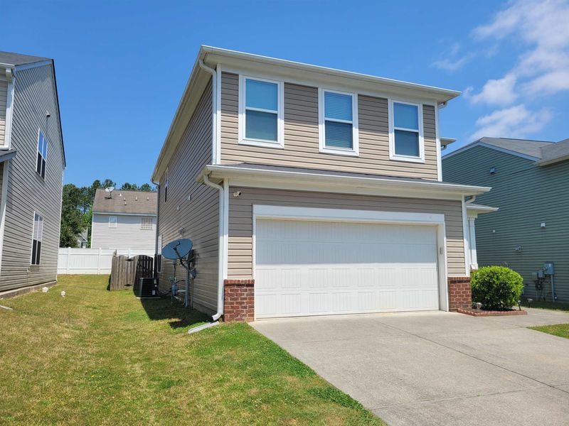 3545 Eastern Branch Dr, Raleigh, NC 27610