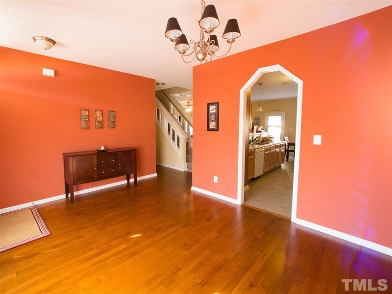 3545 Sunbright Ln, Raleigh, NC 27610