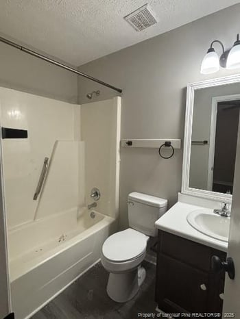 3545 Torbay Dr, Fayetteville, NC 28311