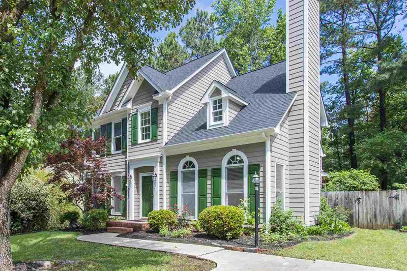 3549 Dechart Ln, Raleigh, NC 27616