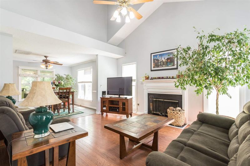 3549 Dechart Ln, Raleigh, NC 27616