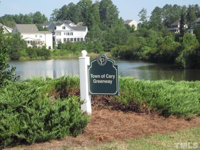 355 Bridgegate Dr, Cary, NC 27519