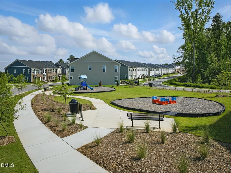 355 Chesapeake Commons St #112, Garner, NC 27529