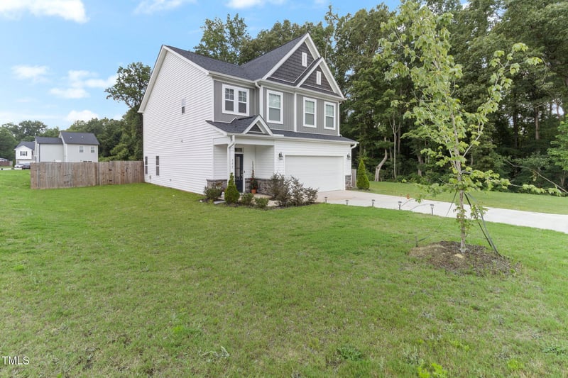 355 Merriman Dr, Selma, NC 27576