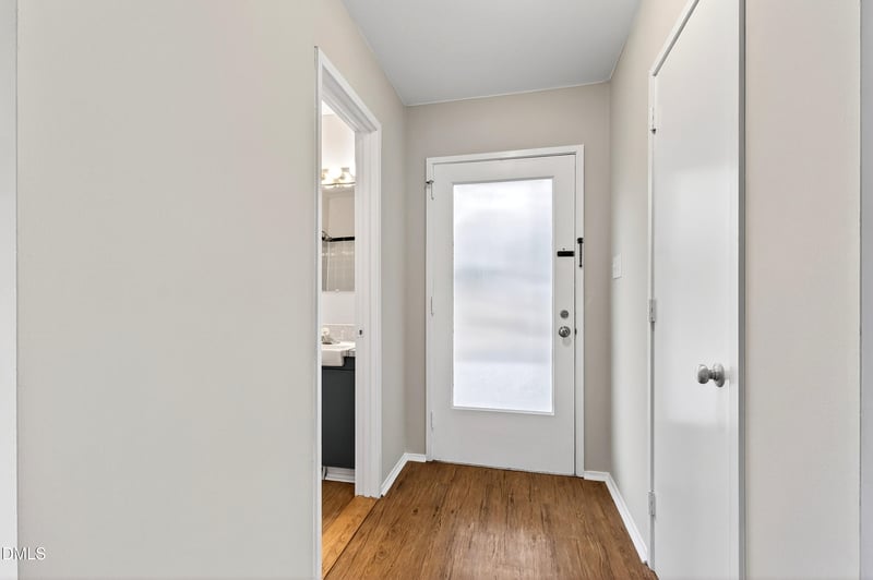 355 Tenney Cir, Chapel Hill, NC 27514