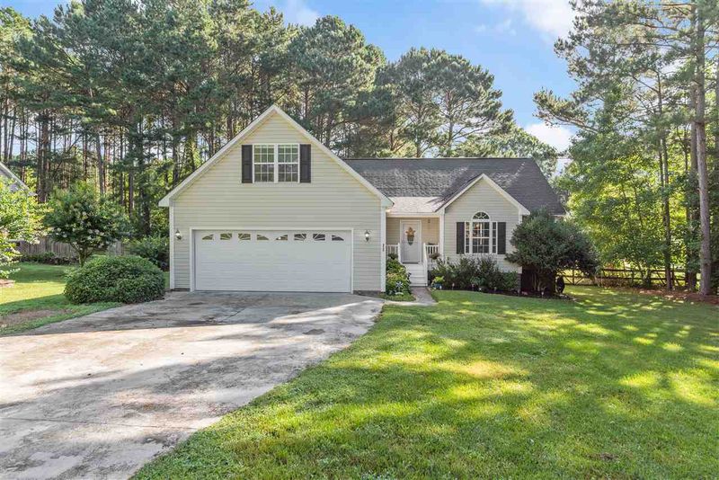 355 Tylerstone Dr, Fuquay Varina, NC 27526