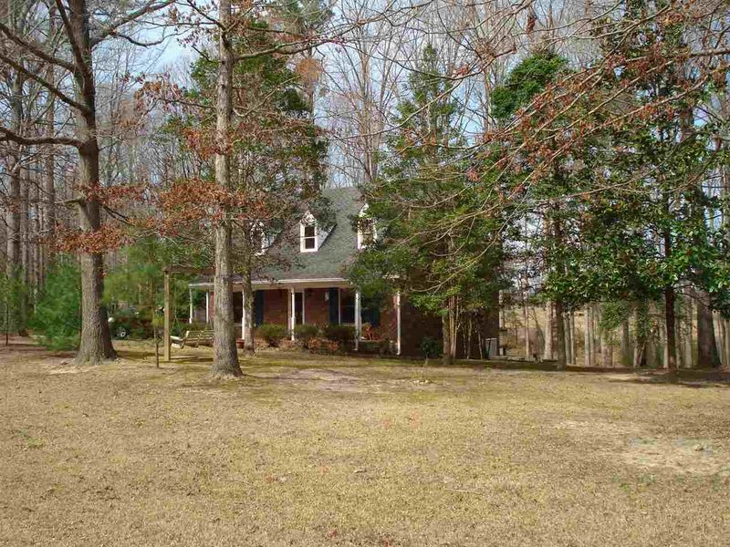355 Vuncannon Dr, Fuquay Varina, NC 27526