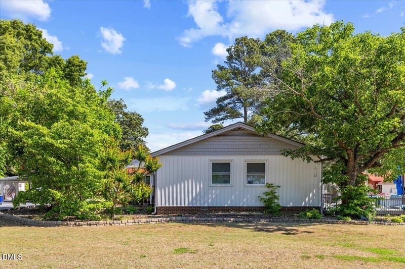 3550 Garner Rd, Clayton, NC 27520