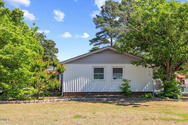 3550 Garner Rd, Clayton, NC 27520