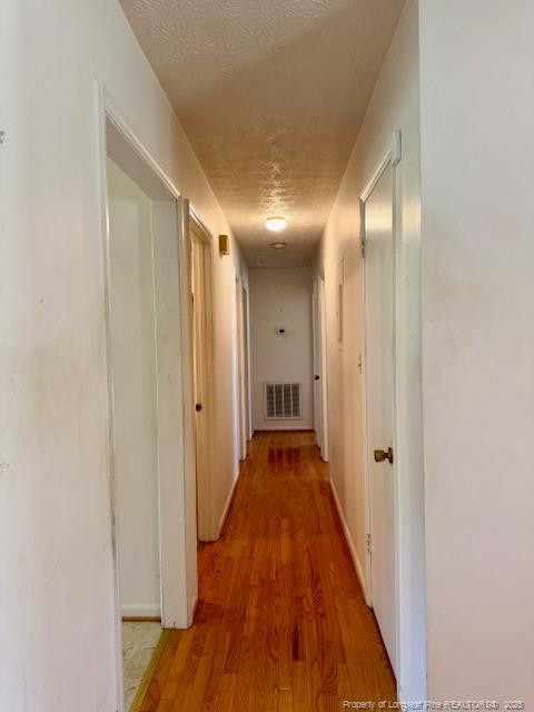 3551 Pioneer Dr, Hope Mills, NC 28348