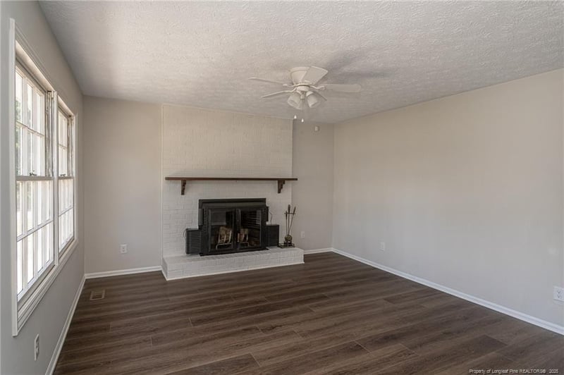 3551 Pioneer Dr, Hope Mills, NC 28348