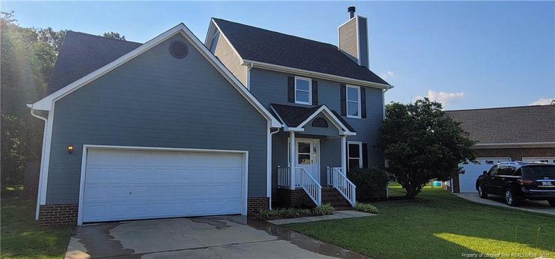 3552 Chaucer Dr, Hope Mills, NC 28348
