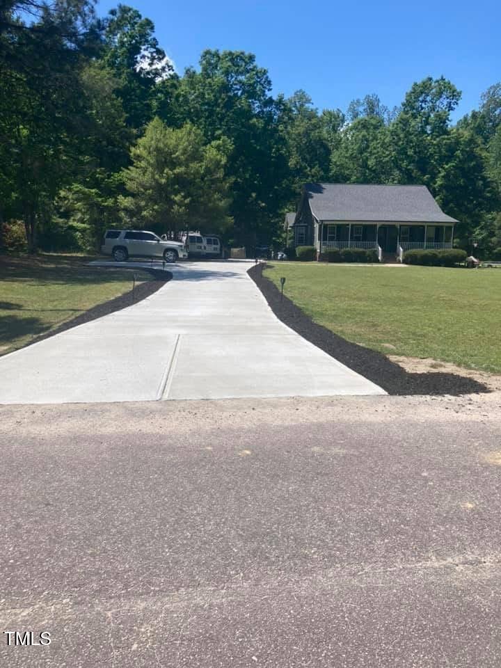 3553 Northway Dr, Zebulon, NC 27597