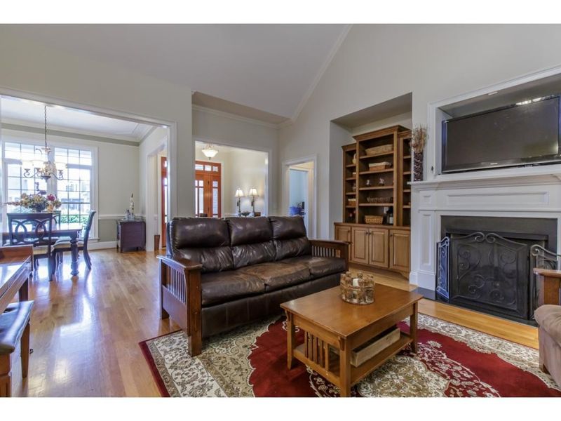 3557 Liberty Dr, Burlington, NC 27215
