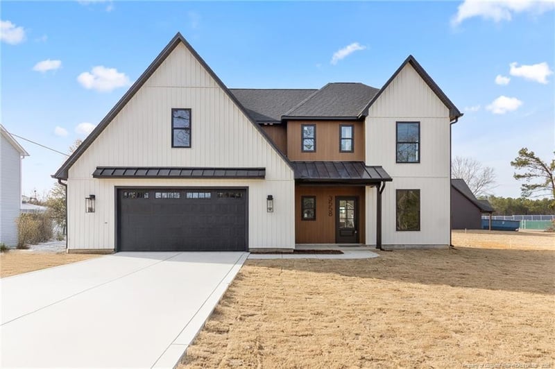 3558 Braddy Rd, Fayetteville, NC 28306