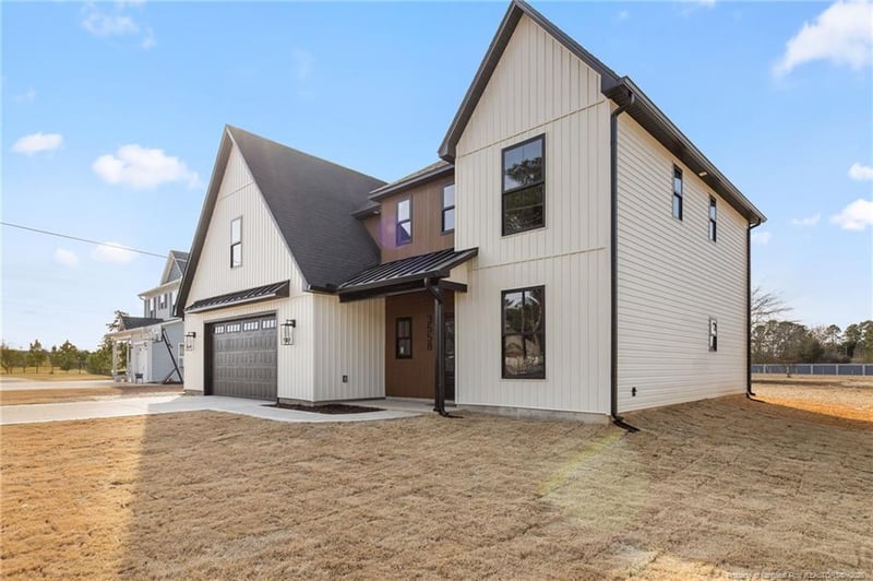 3558 Braddy Rd, Fayetteville, NC 28306