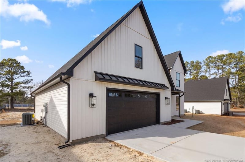 3558 Braddy Rd, Fayetteville, NC 28306