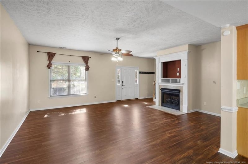 3558 Sturbridge Dr, Hope Mills, NC 28348