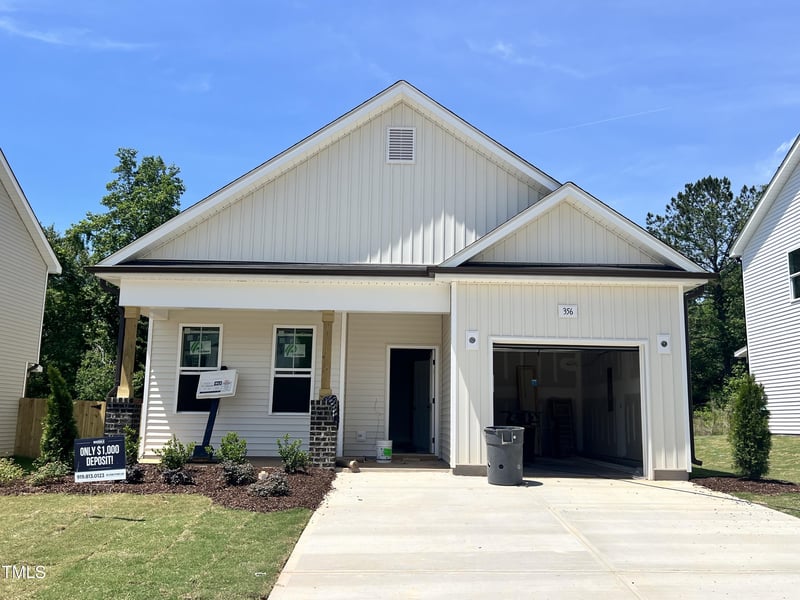 356 Maidenhair Pl, Clayton, NC 27520