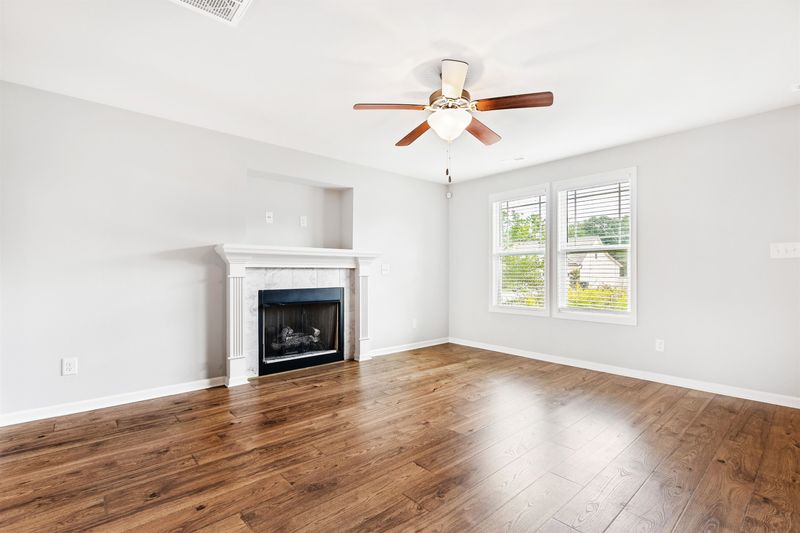 356 Sherrill Farm Dr, Benson, NC 27504