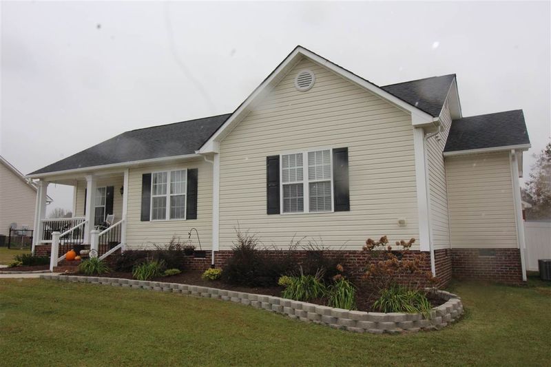 356 Water Oak Dr, Smithfield, NC 27577