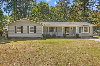 3560 School Rd, Fayetteville, NC 28306