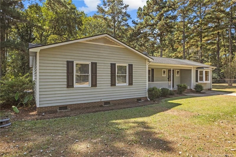 3560 School Rd, Fayetteville, NC 28306
