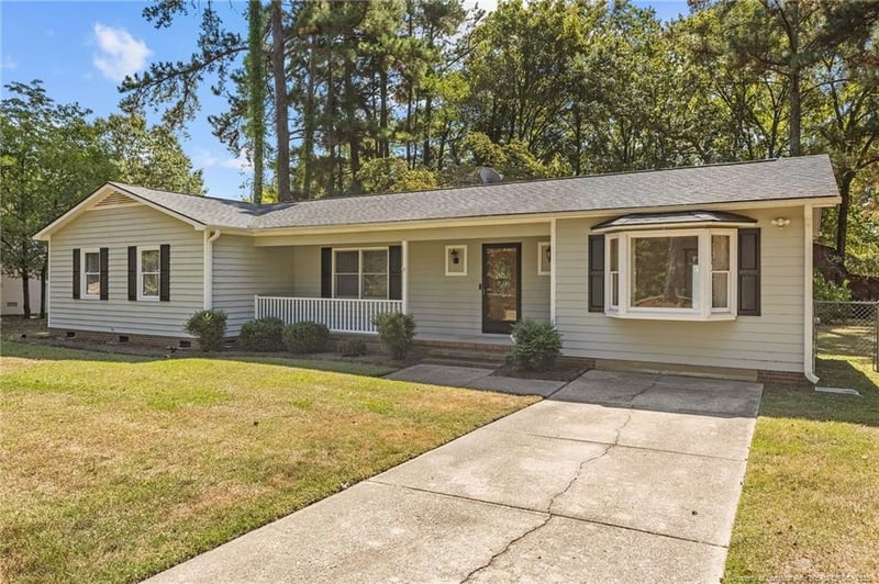 3560 School Rd, Fayetteville, NC 28306